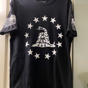 Black Graphic Tee with Snake Design Holsters